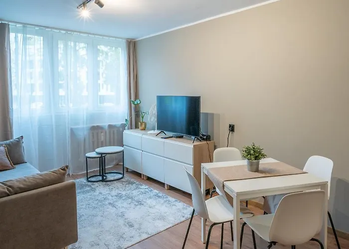 Garden Self Check In 24h